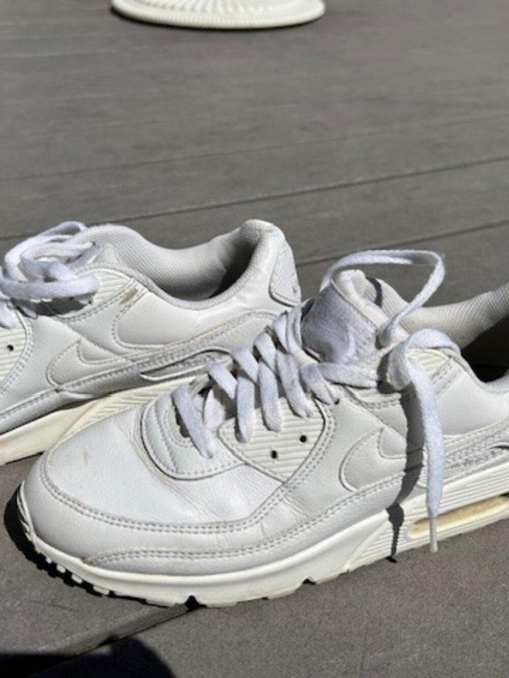 Men's Nike Air Max 90 Leather  Triple White  Size 11